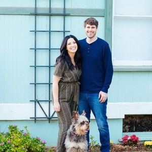 Meet your Posher, Hallie